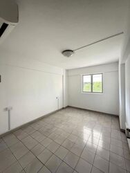 Blk 122 Yishun Street 11 (Yishun), HDB 4 Rooms #585831641